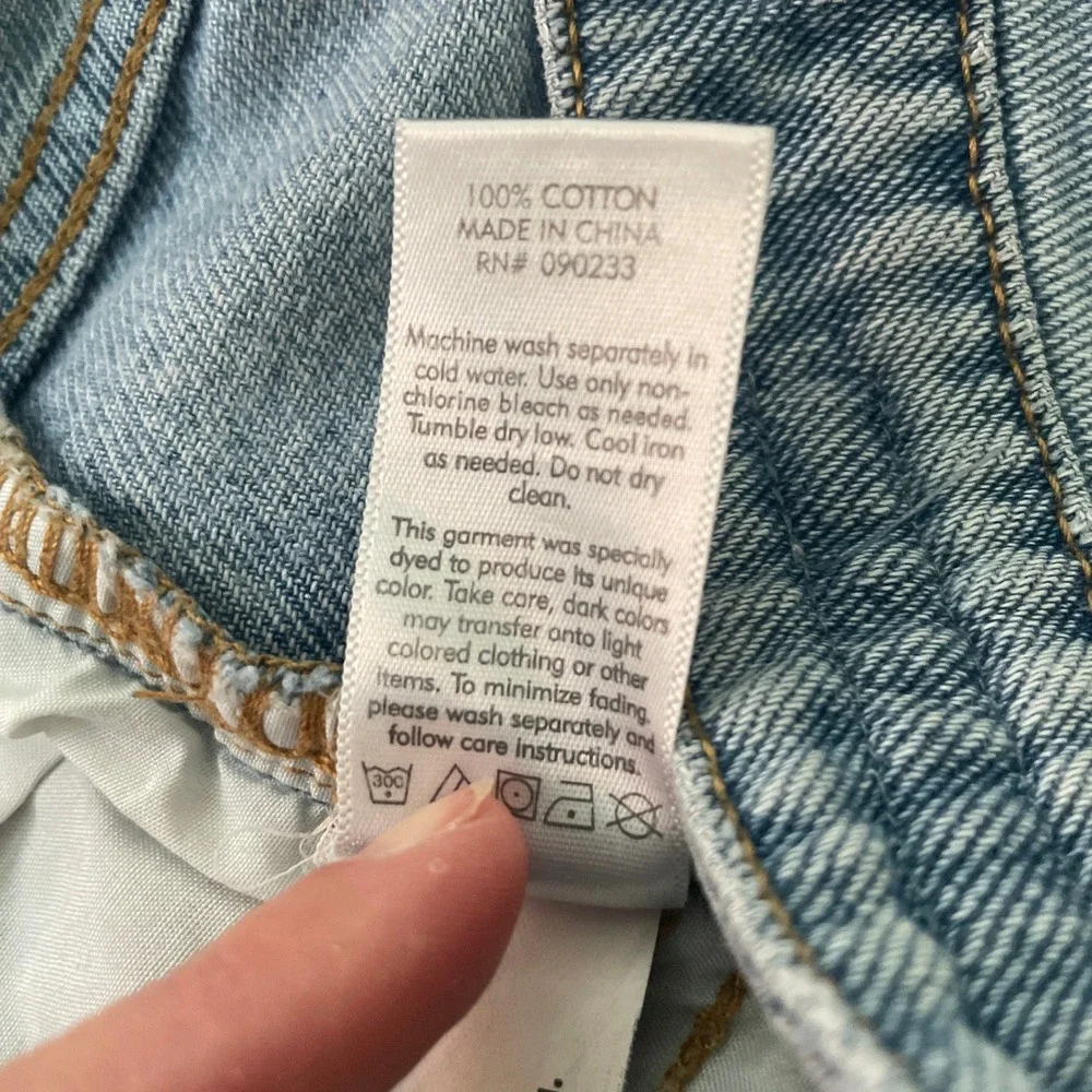 Pacsun Mom Jeans Light Wash Denim Size 23 Blue‎ Y2K Beachy Casual Trendy Pants